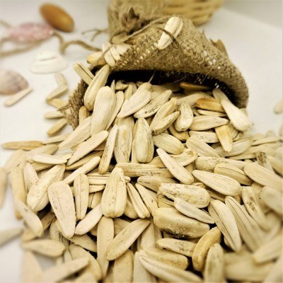 Ay Çekirdek ( 1 kg  ) 