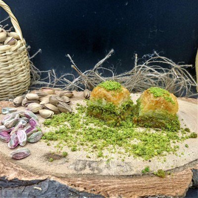 Pistachus Baklava 1320 Gr. Tray 