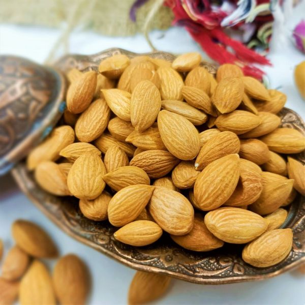 Kayısı Çekirdeği Çiğ ve Tuzsuz 500Gr. - 1