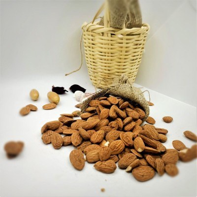 Yerli Badem ( 500 gr ) 