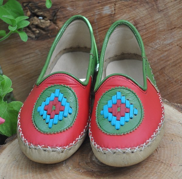 Green Red Women&#39;s Flat Shoe - 1